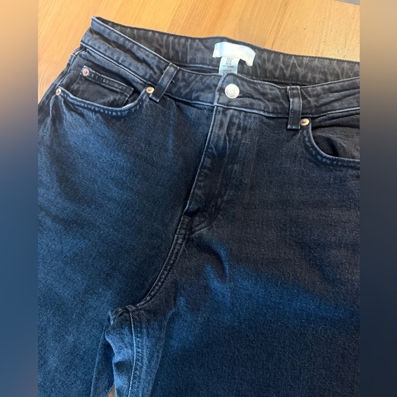 H&M high rise wide leg jeans - Picture 3 of 6